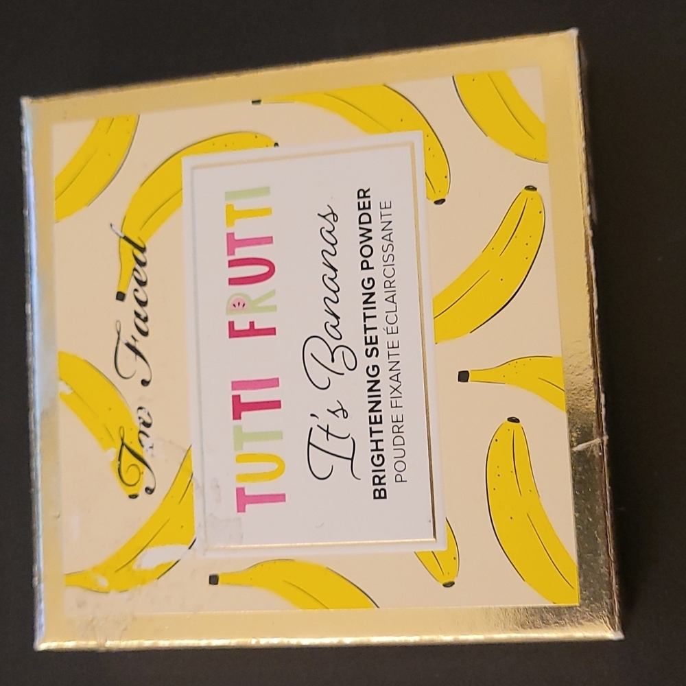 Too Faced Banana Setting Powder
